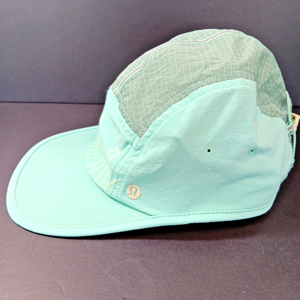 Size Small To Medium Lululemon Drawcord Hiking Cap Womens Wild Mint Dewy - Picture 2 of 12
